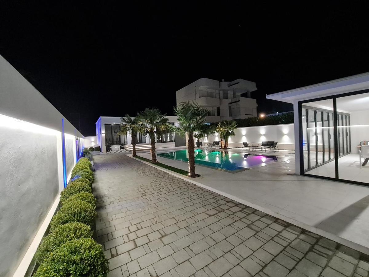 Lt Luxury Villa Rrushkull  외부 사진