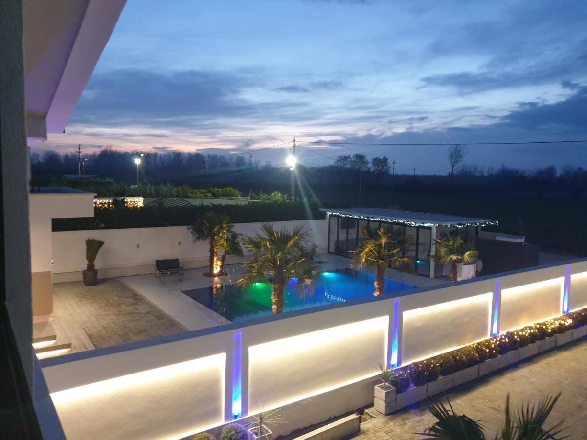 Lt Luxury Villa Rrushkull  외부 사진