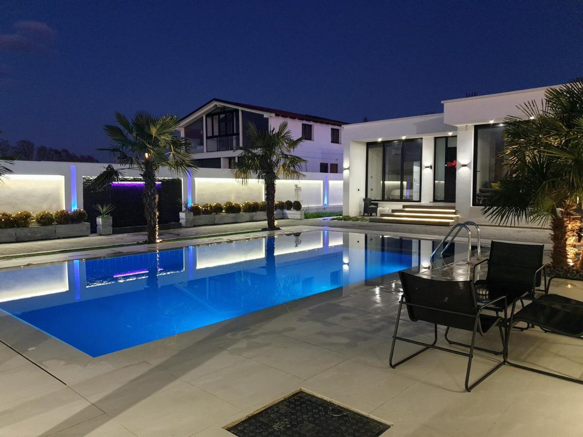 Lt Luxury Villa Rrushkull  외부 사진